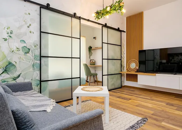 Botanic Nest Panoramic Studio